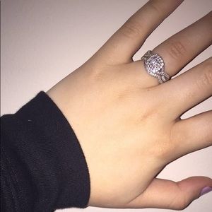 Neil Lane engagement ring and wedding band set